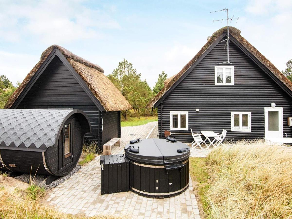 6 Person Holiday Home In R M Vesterhede 外观 照片