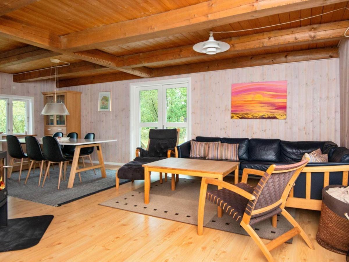 6 Person Holiday Home In R M Vesterhede 外观 照片