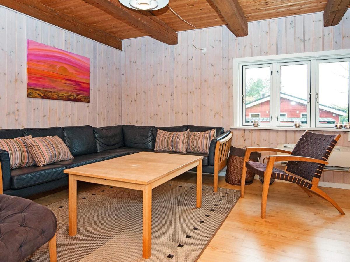6 Person Holiday Home In R M Vesterhede 外观 照片
